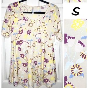 LuLaRoe NWT Perfect T’s